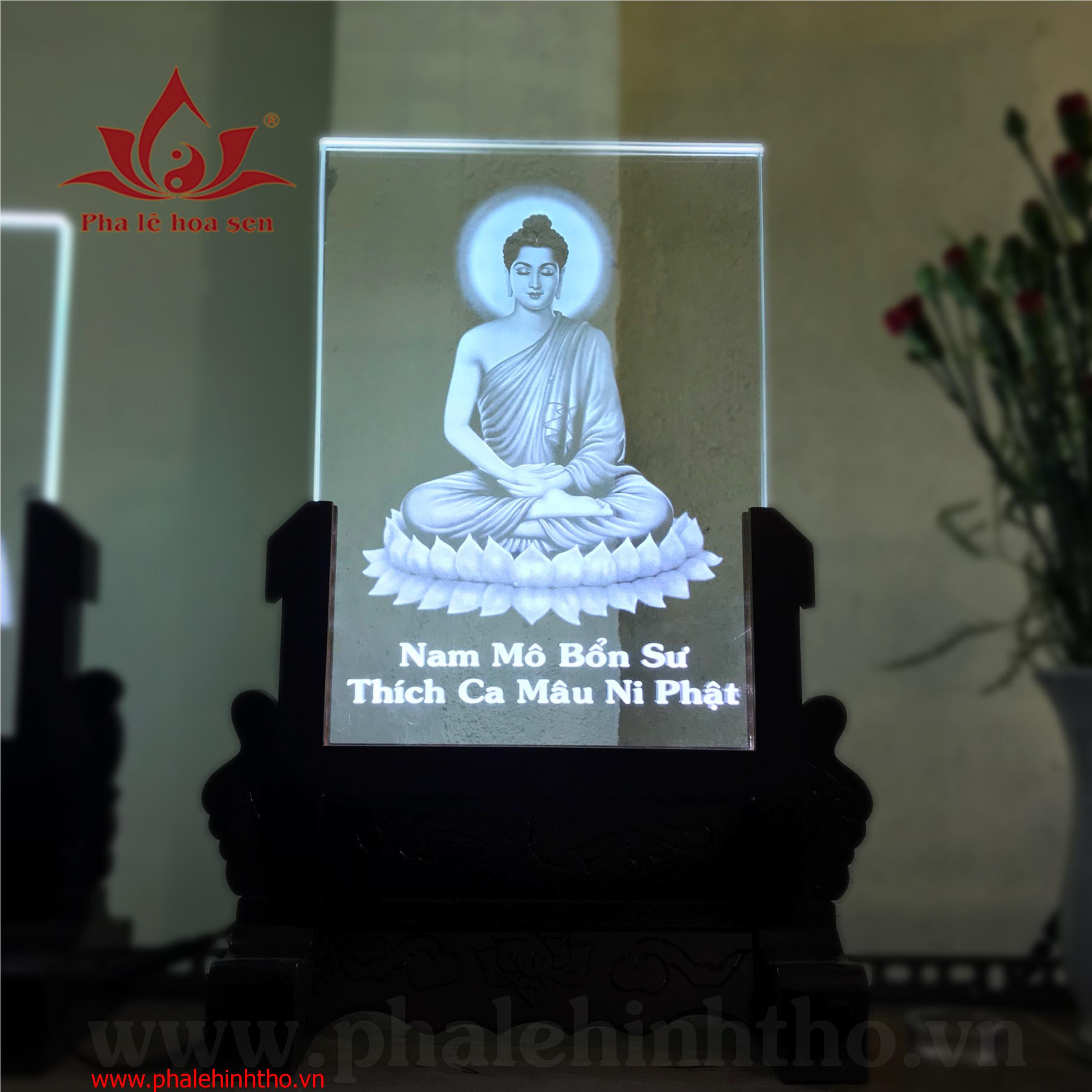 Phật thích ca khắc laser kt: 25x35x1,5cm